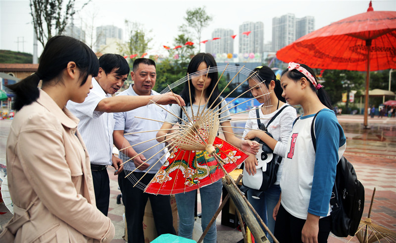 分水油纸伞.jpg